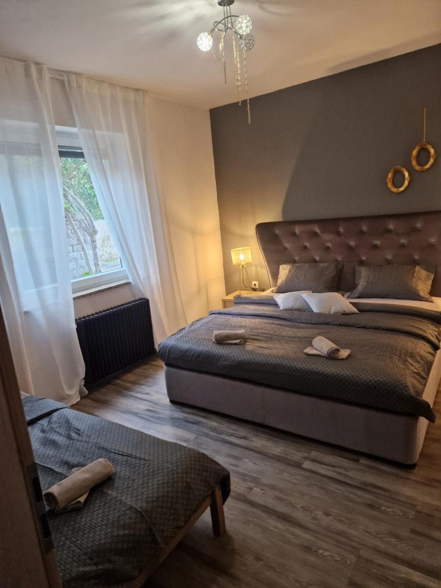 Apartmans Robo Koper Bagian luar foto