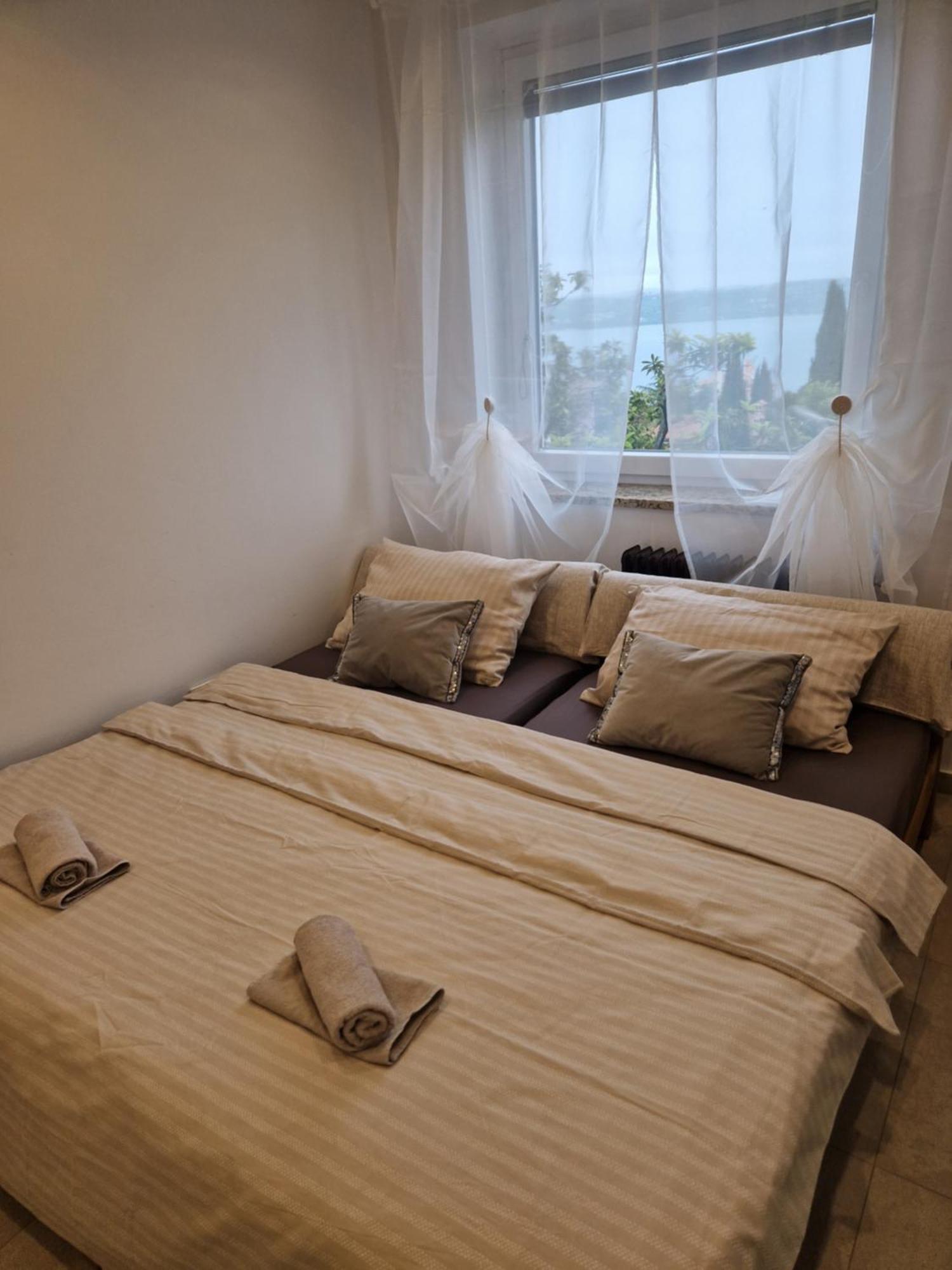 Apartmans Robo Koper Bagian luar foto