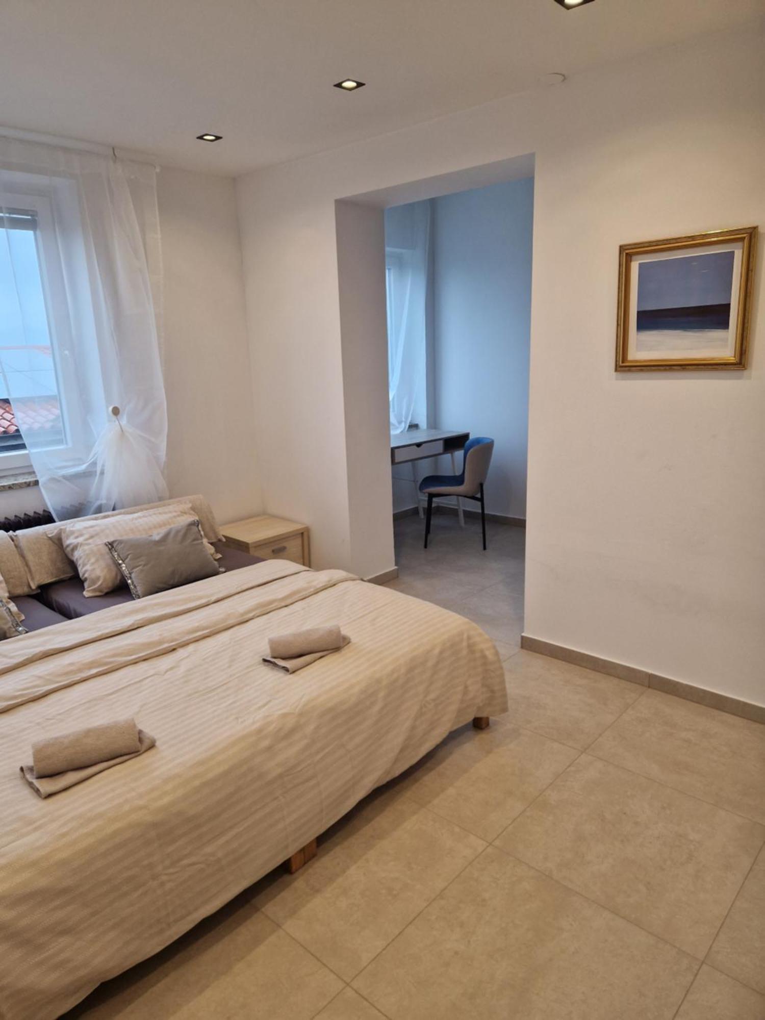 Apartmans Robo Koper Bagian luar foto